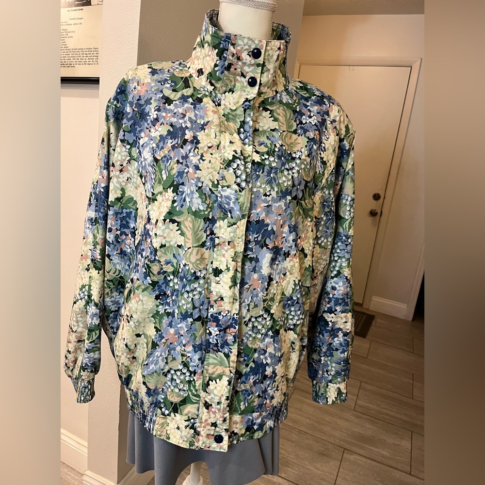 Rare Find! Vintage Ribbons Floral Lined Windbreaker Jacket - Size Large - Picture 13 of 17